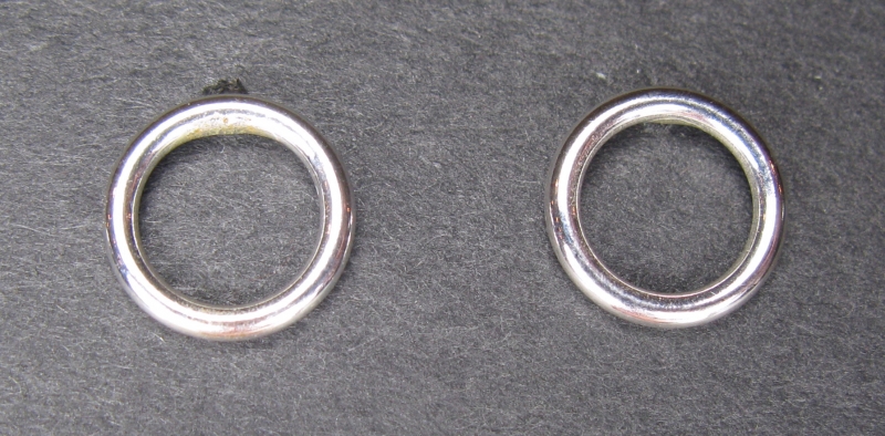 Silver Circle Post Earring